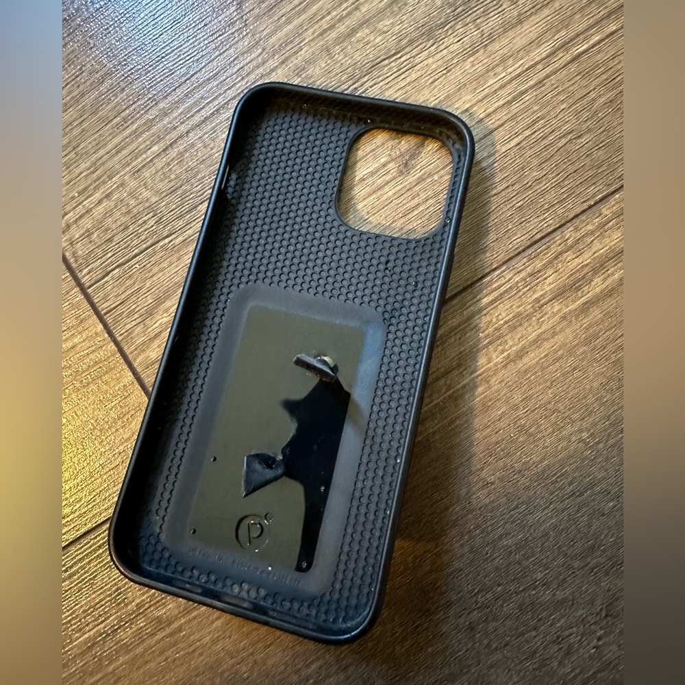 12 Max Pro Loopy Case - Picture 2 of 2